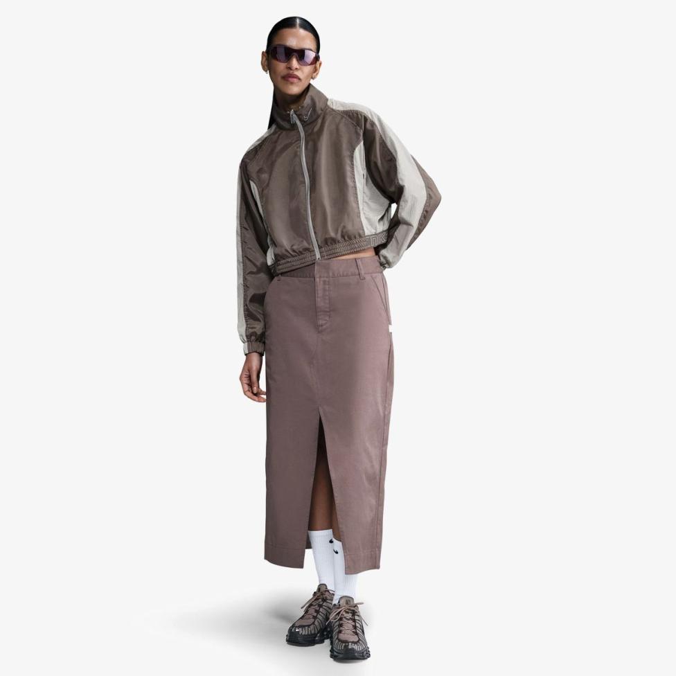 Женская ветровка NIKE W NSW JKT WVN STREET GLS HV6523-289_image_4