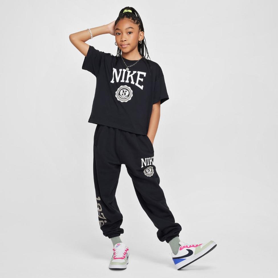 Детская футболка NIKE G NSW TEE GRAPHIC STAR HM6303-010_image_3