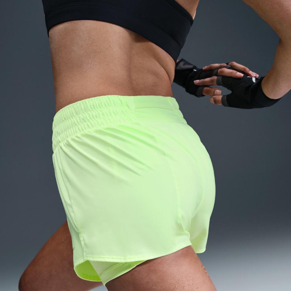 Женские шорты NIKE W NK ONE DF MR 3IN 2N1 SHORT DX6012-701_image_6