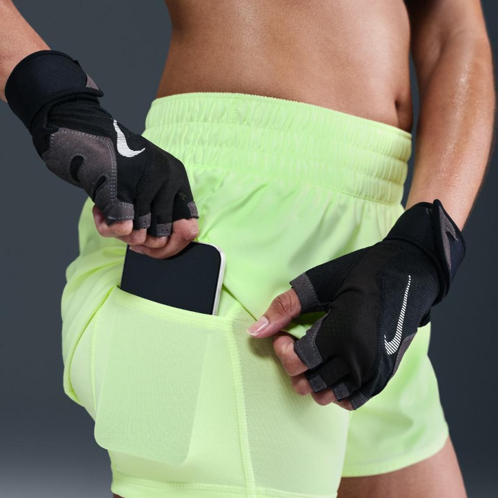 Женские шорты NIKE W NK ONE DF MR 3IN 2N1 SHORT DX6012-701_image_8