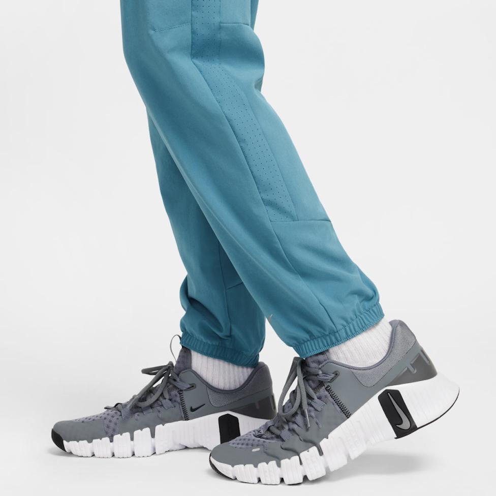 Детские брюки NIKE B NK DF MULTI PANT ESSNTL FN8371-006_image_6