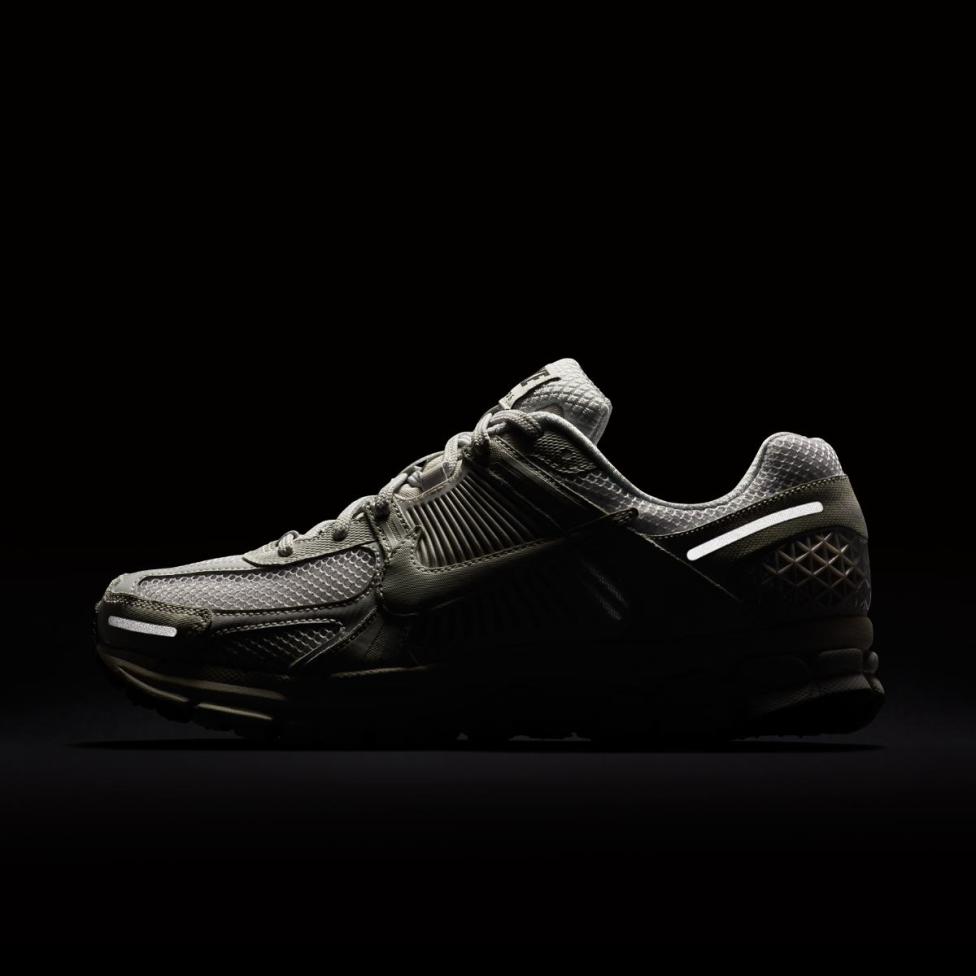 Мужские кроссовки для бега Nike Zoom Vomero 5 Sp BV1358-001_image_7