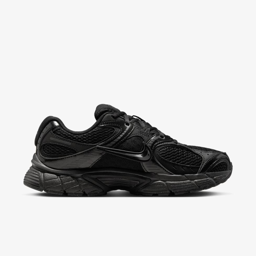 Жіночі кросівки NIKE W V5 RNR HQ7901-001_image_3
