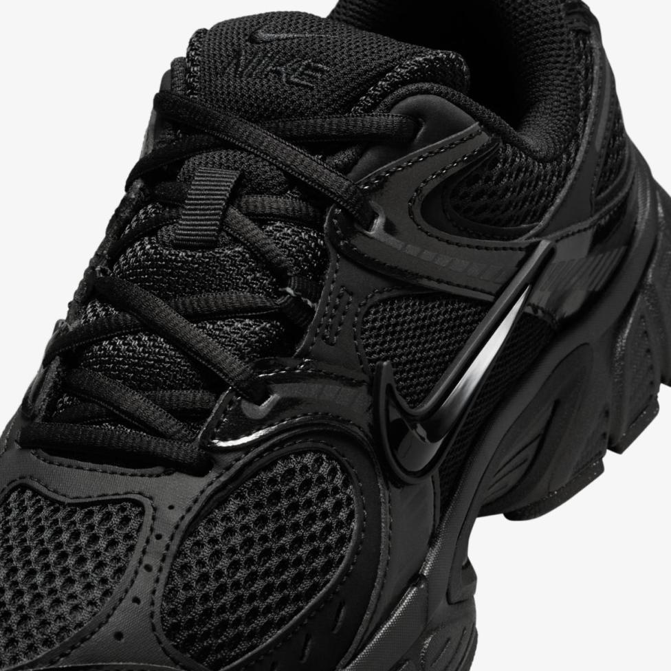 Жіночі кросівки NIKE W V5 RNR HQ7901-001_image_7