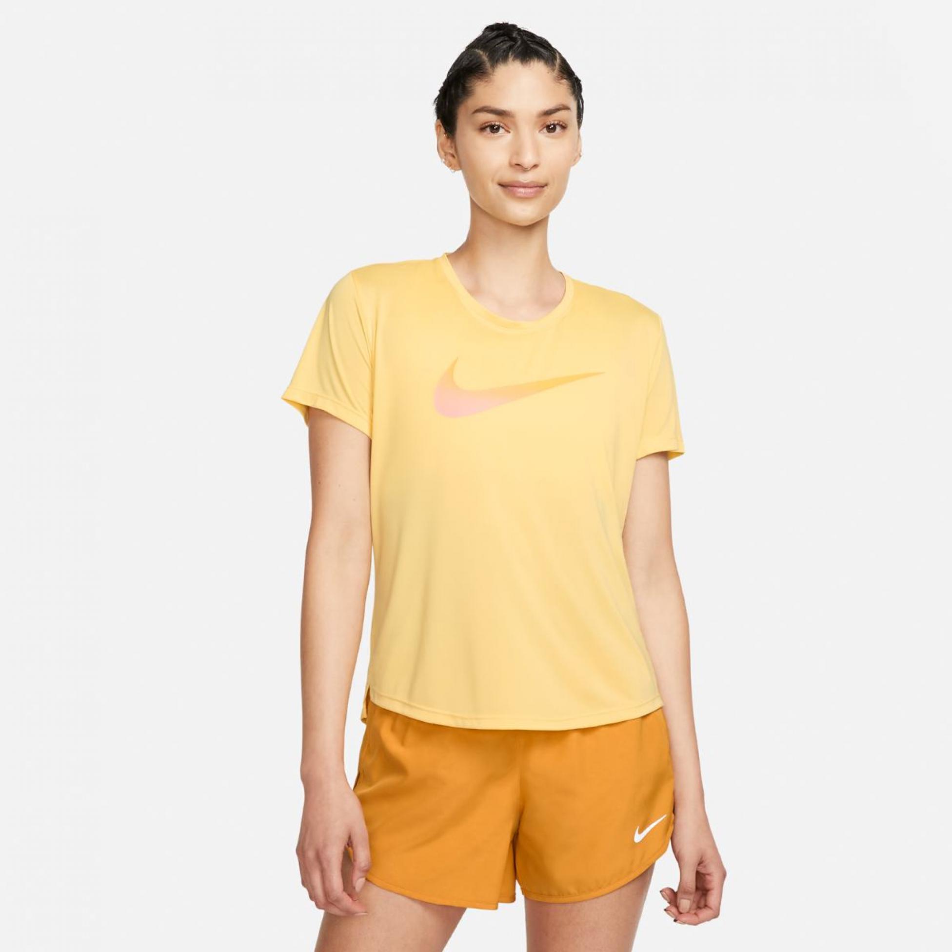 Женская футболка NIKE W ONE Dri-FIT SWSH HBR SS DX1025-795_image_13