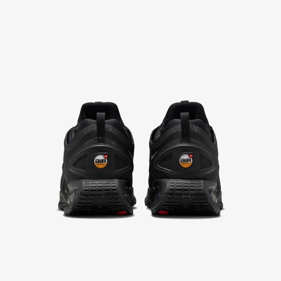 Мужские кроссовки NIKE AIR MAX DN ROAM BLACK / METALLIC SILVER HQ8605-001_image_6