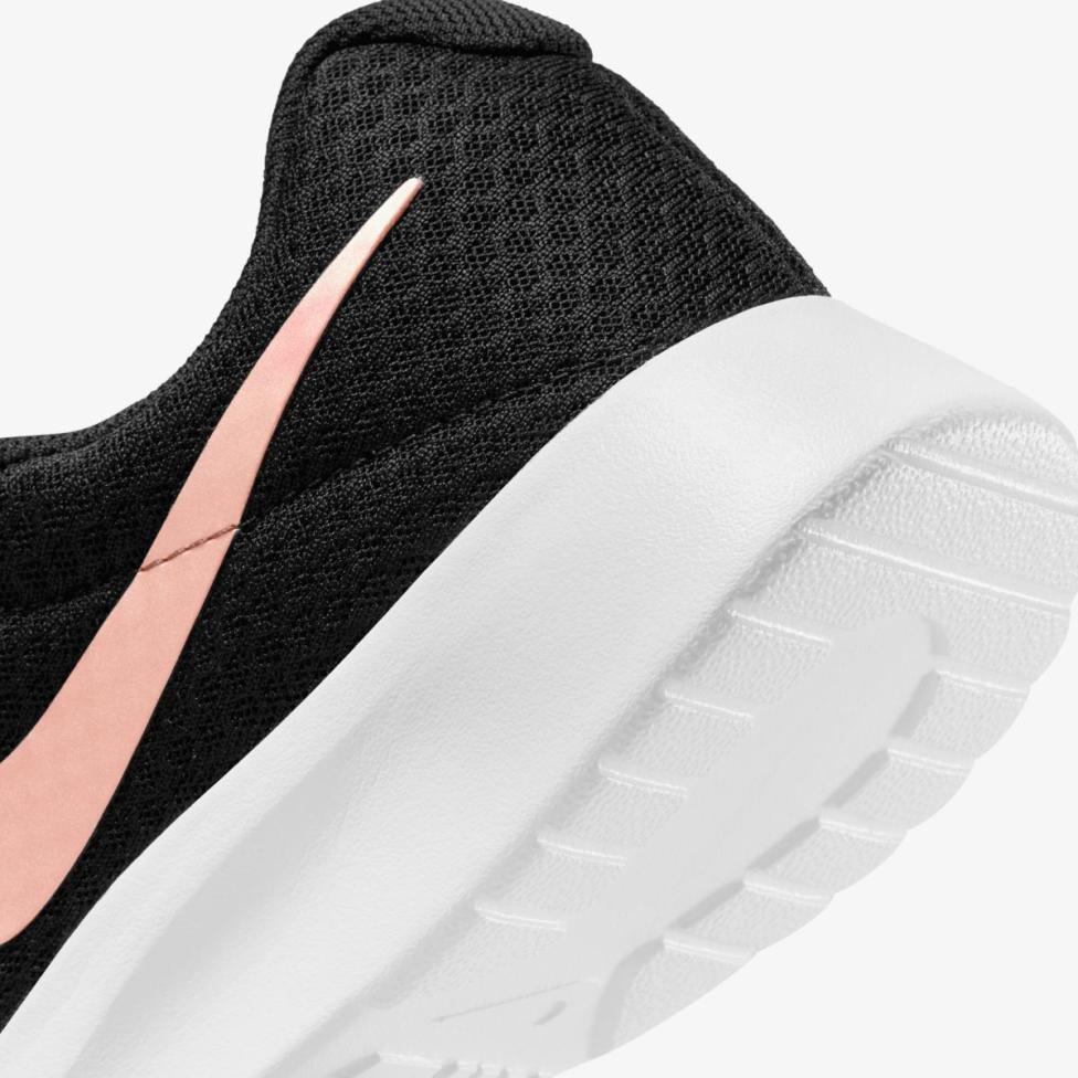 Женские кроссовки NIKE WMNS TANJUN DJ6257-001_image_8