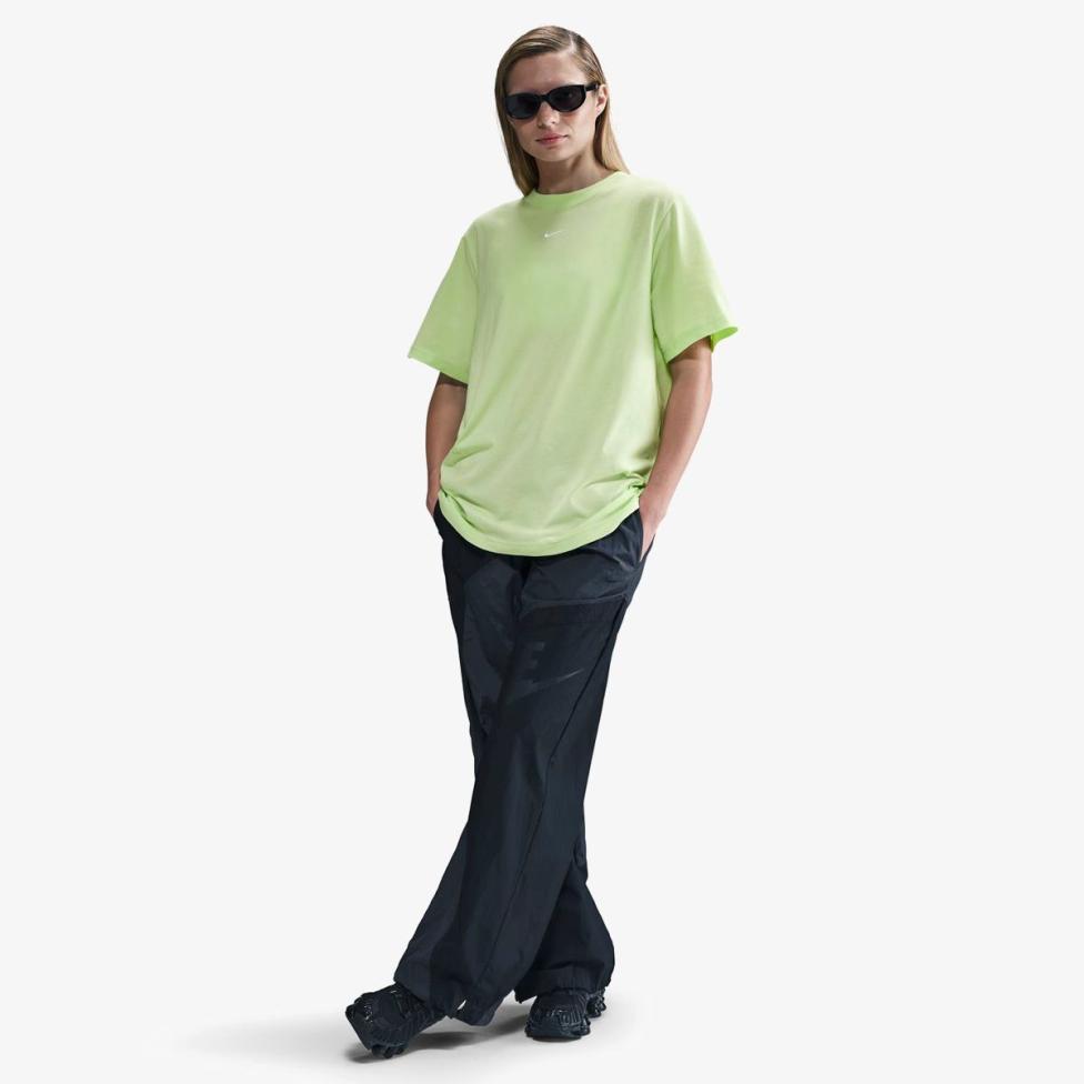Женская футболка NIKE W NSW TEE ESSNTL LBR FD4149-360_image_4
